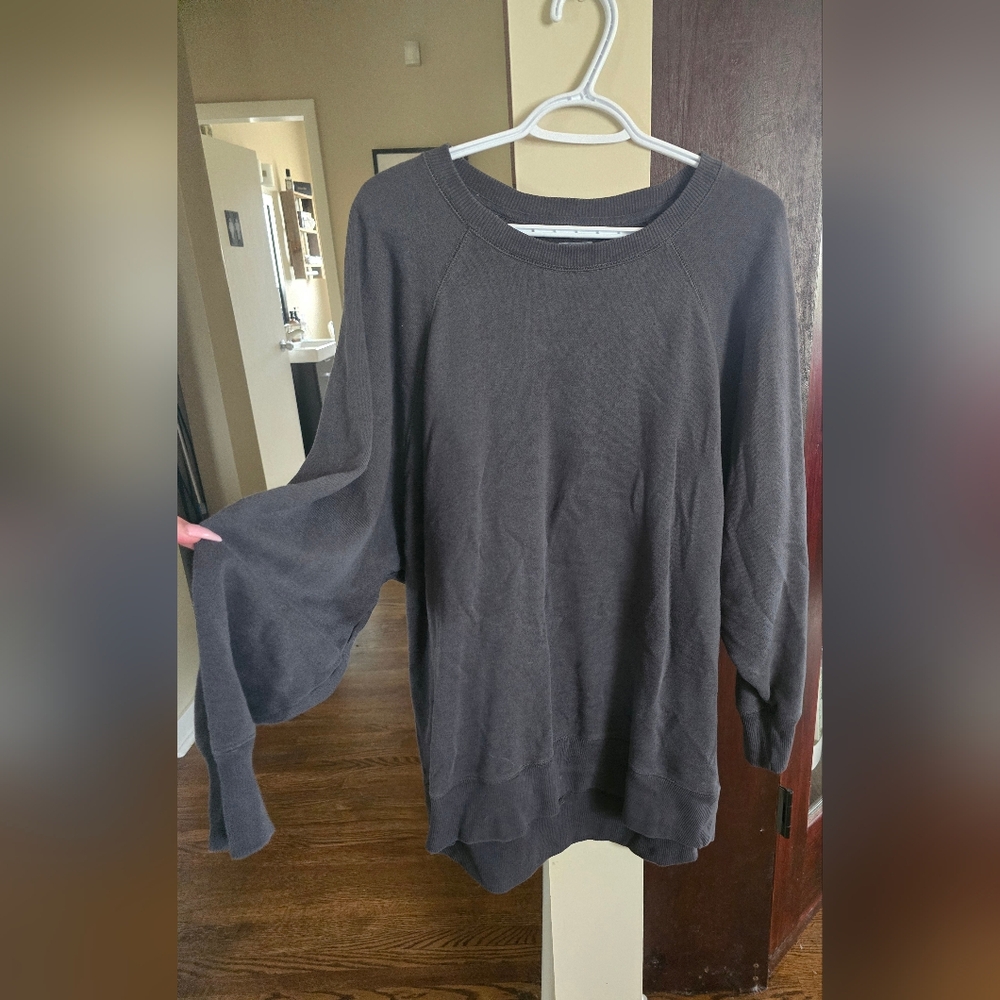 Aerie Dark Gray Crew Neck Sweater